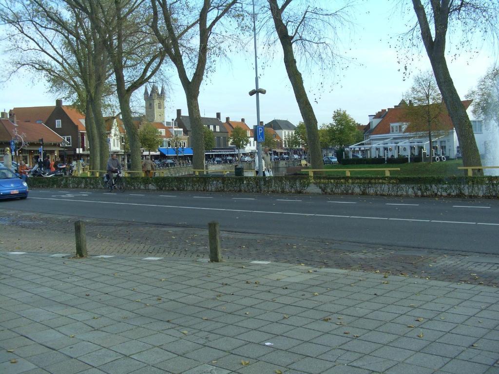 Hotel Sanders De Paauw Sluis Exterior photo